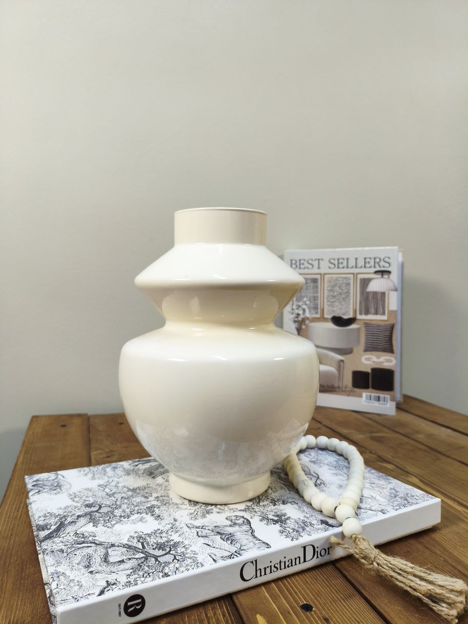 گلدان شیشه ای طرح کارولین الوان دنیز