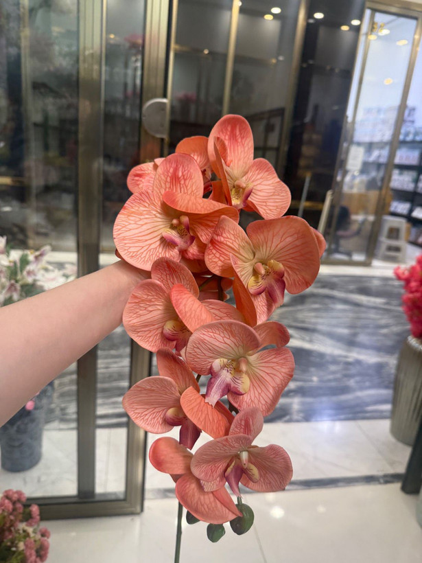 گل ارکیده مصنوعی چرمی لمسی 9گل
